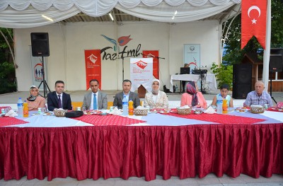 53d013aeae78491040cd1d09